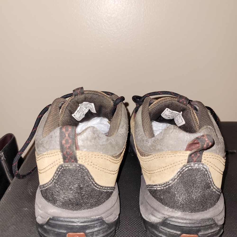 Columbia Men's Traverse Hiking Shoes - Picture 7 of 9
